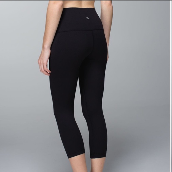 lululemon athletica Pants - Lululemon Wunder Under Hi-Rise Crop (Roll Down)